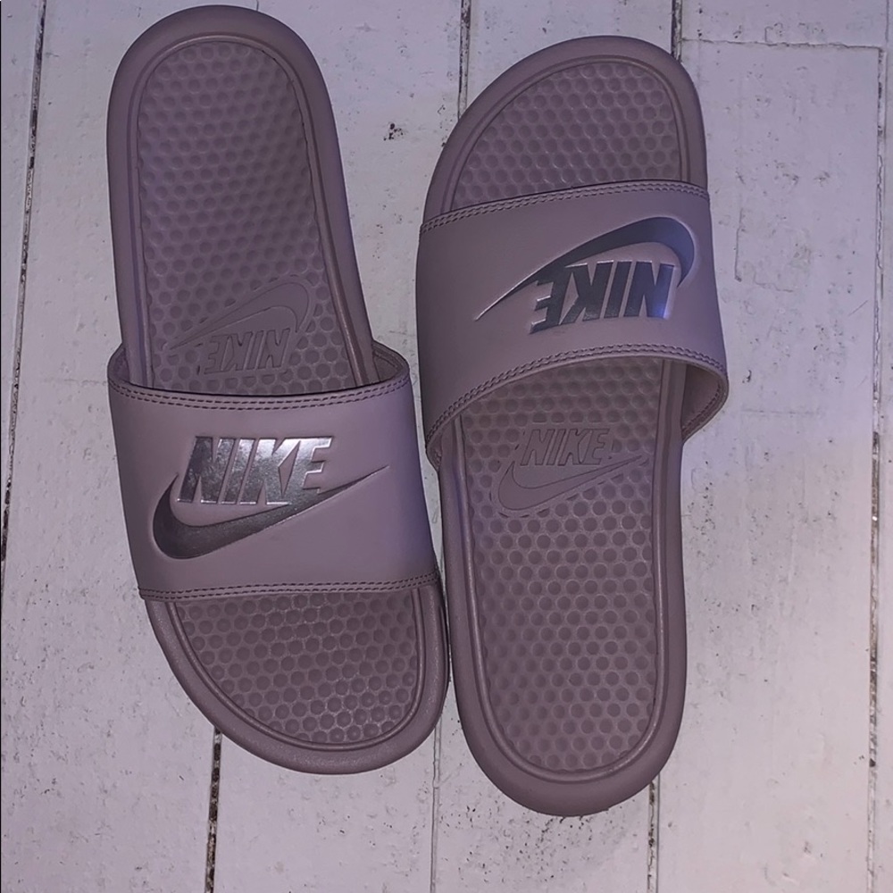 Nike slides
